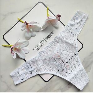 NWT Victoria’s Secret Dream Angels Eyelet Lace Up White Thong Panty